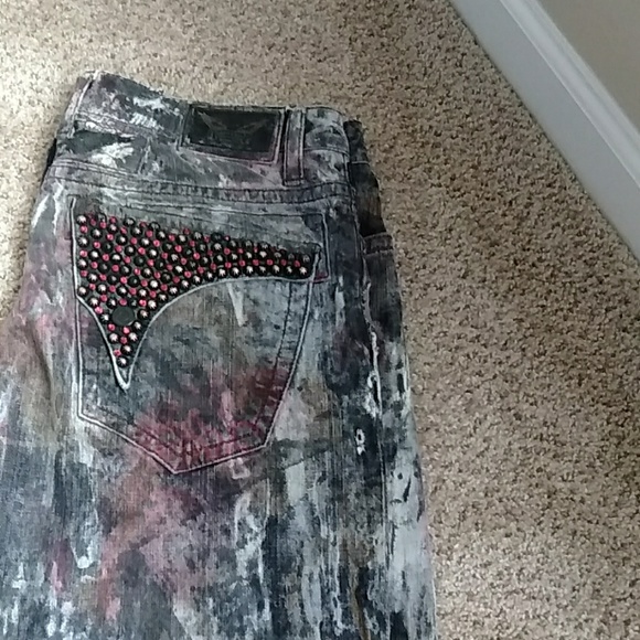 Jeans - Picture 3 of 3